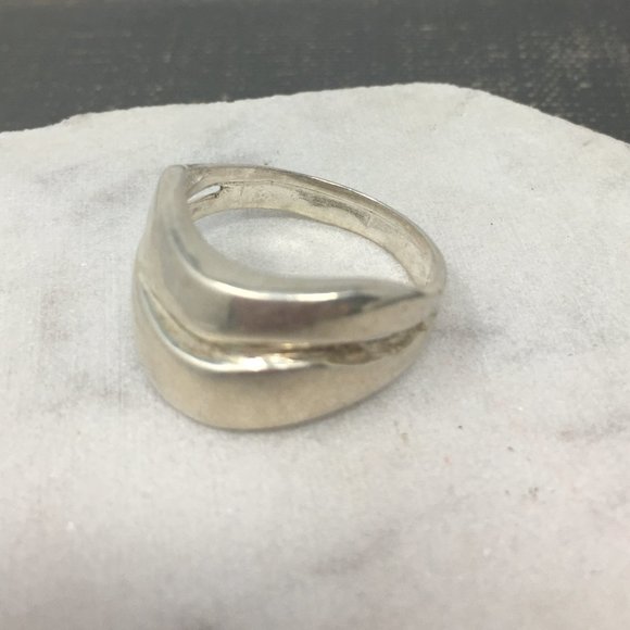 Sterling Silver Two Band Wave Ring - Picture 7 of 12